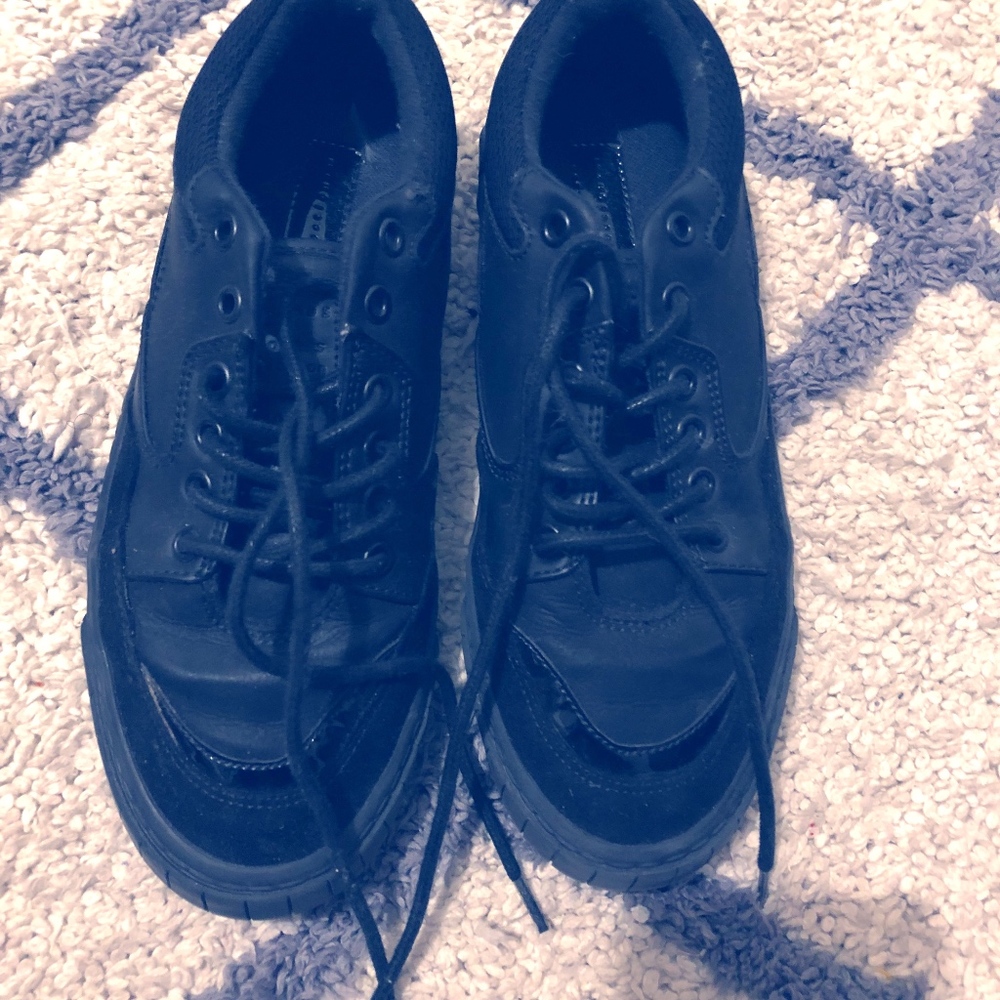 Zara Black sneakers 2